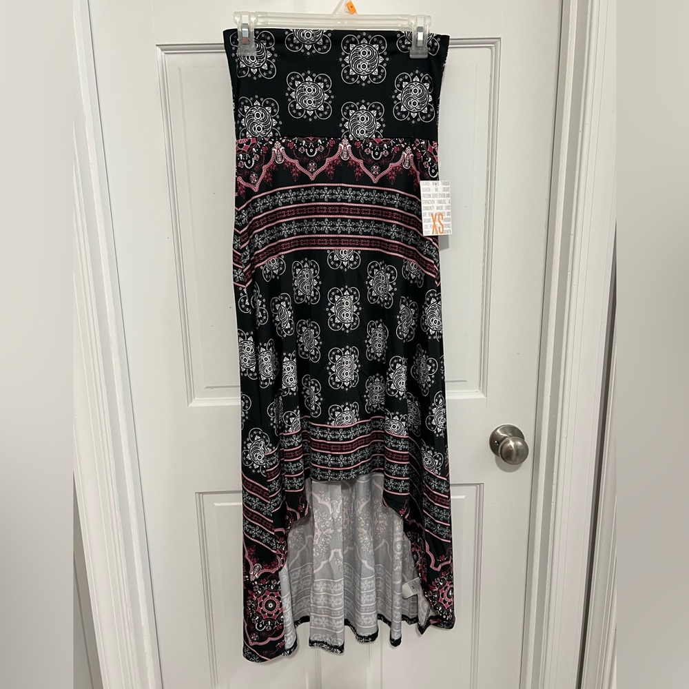 LuLaRoe Black and Pink Patterned Maxi Skirt
